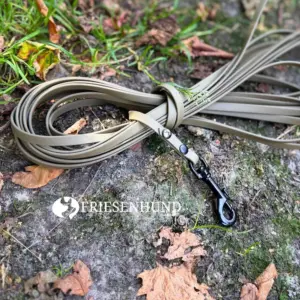 10m Fährtenleine Biothane Beta Standard 9mm Oliv mit schwarzem Zinkdruckguss und glattem Ende