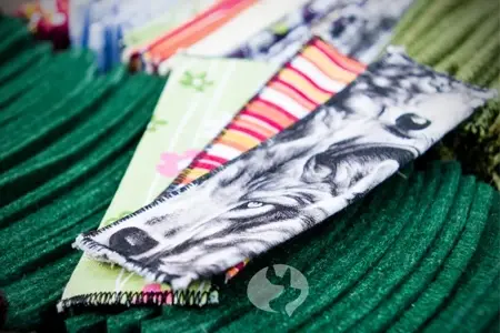 Fährtengegenstände aus Stoff und Teppich Kategoriebild Fährtengegenstände aus Stoff und Teppich